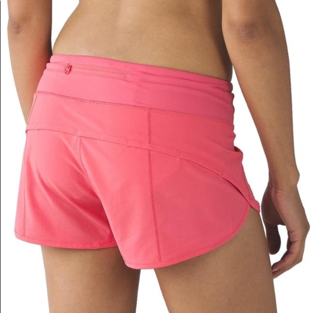 Lulu Lemon Speed Up short 2.5